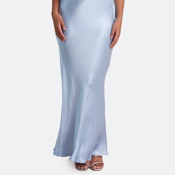 NWT. Dessy Collection USA Made Strapless Platinum Matte Maxi Dress Plus-24. - Picture 7 of 12